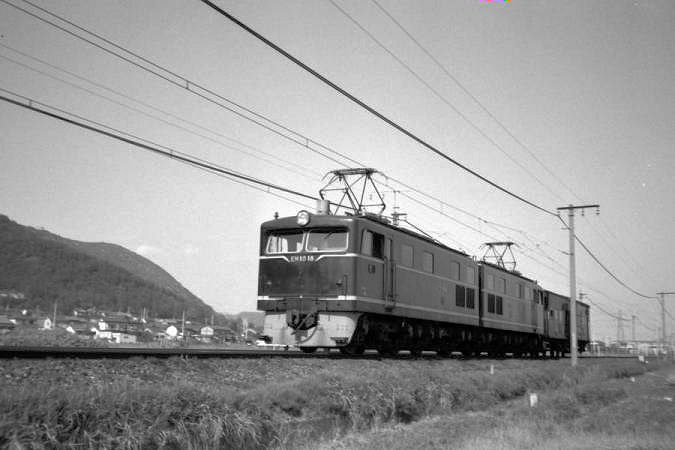 特集：黒装束のマンモス機「EH10形」 - 日本の旅・鉄道見聞録